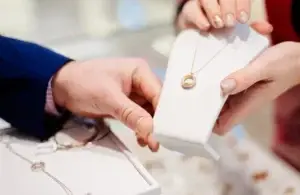ซื้อทองทั้งที ต้องรู้! วิธีคำนวณน้ำหนักทองคำแบบละเอียด
