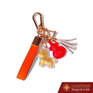 Bangkok Golds แผ่นทอง ทองคำแท้ 99.9 % น้ำหนัก 0.2 กรัม พวงกุญแจม้าทอง สินค้ามีใบรับประกัน - Image 2